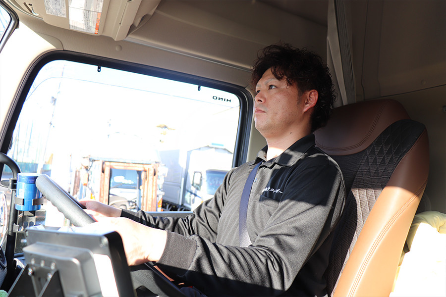 奈良にある運送会社で中型ドライバーの求人なら